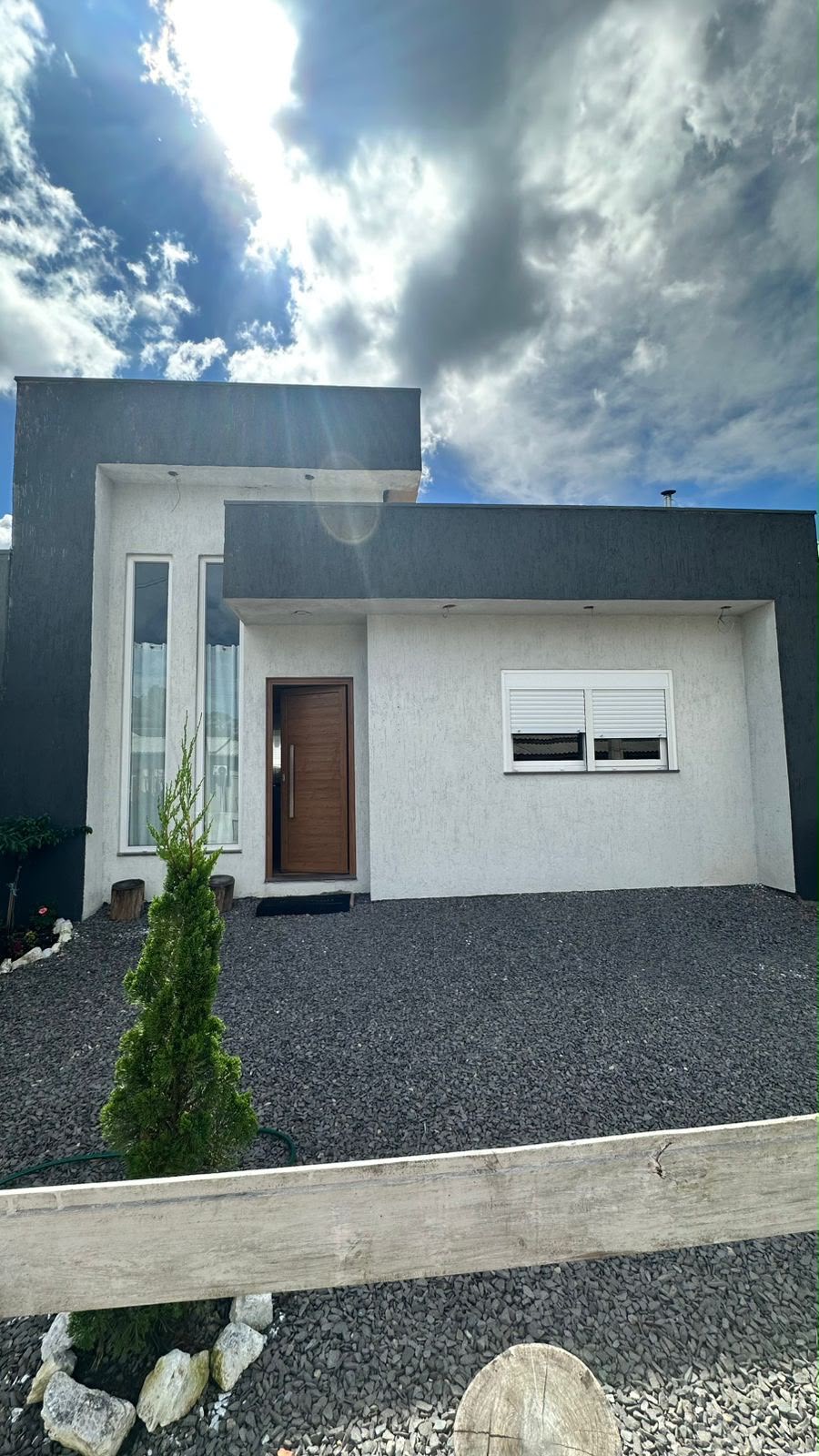 Casa Diferenciada e Totalmente Automatizada com 2 Dormitórios